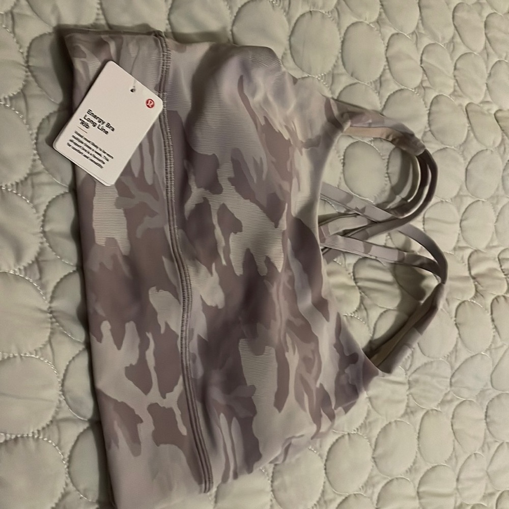Lululemon, energy bra, long line rib purple camo size 6